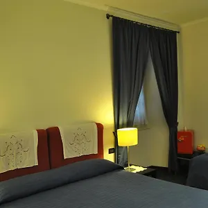Residenza Cola Di Rienzo - In Pensión