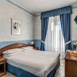 Отель Orazia, Рим
